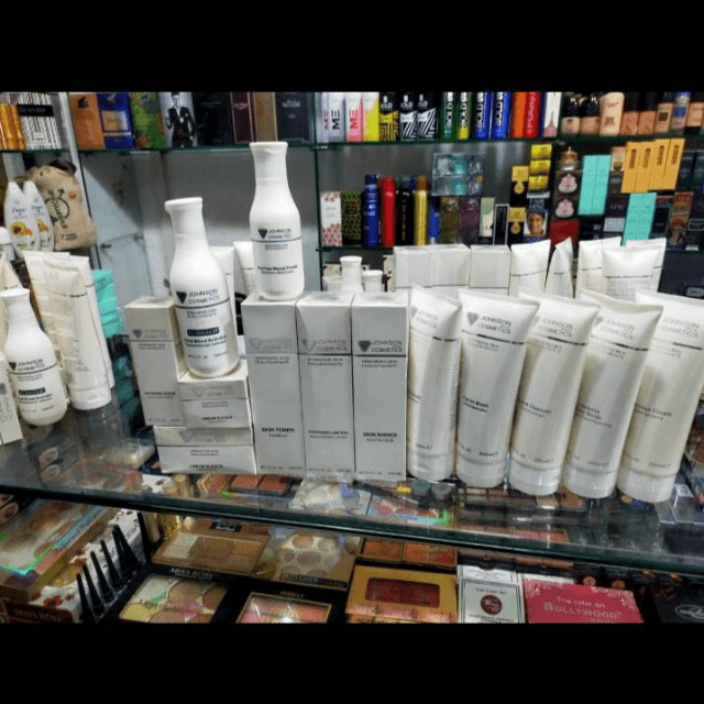 Johnson Whitening facial 13 piece 200ml