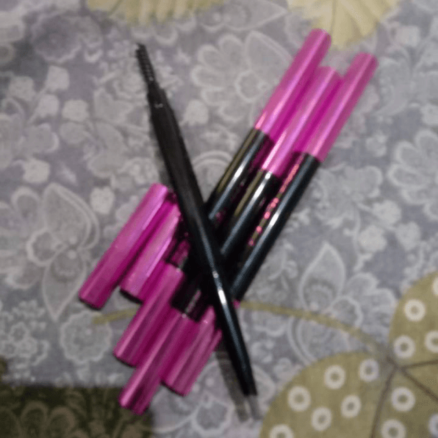 Eyebrow Setting Brush & Filling Pencil 2 In 1